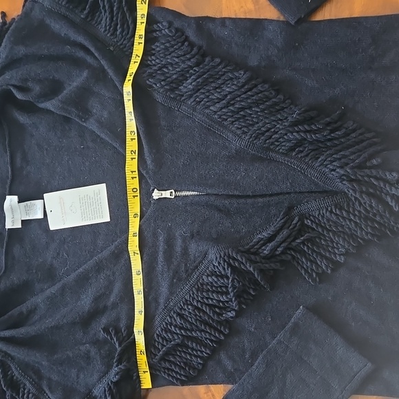 NWT Soft Surroundings Black Wool Blend V-Neck Sweater with Fringe Size Medium - Picture 6 of 12